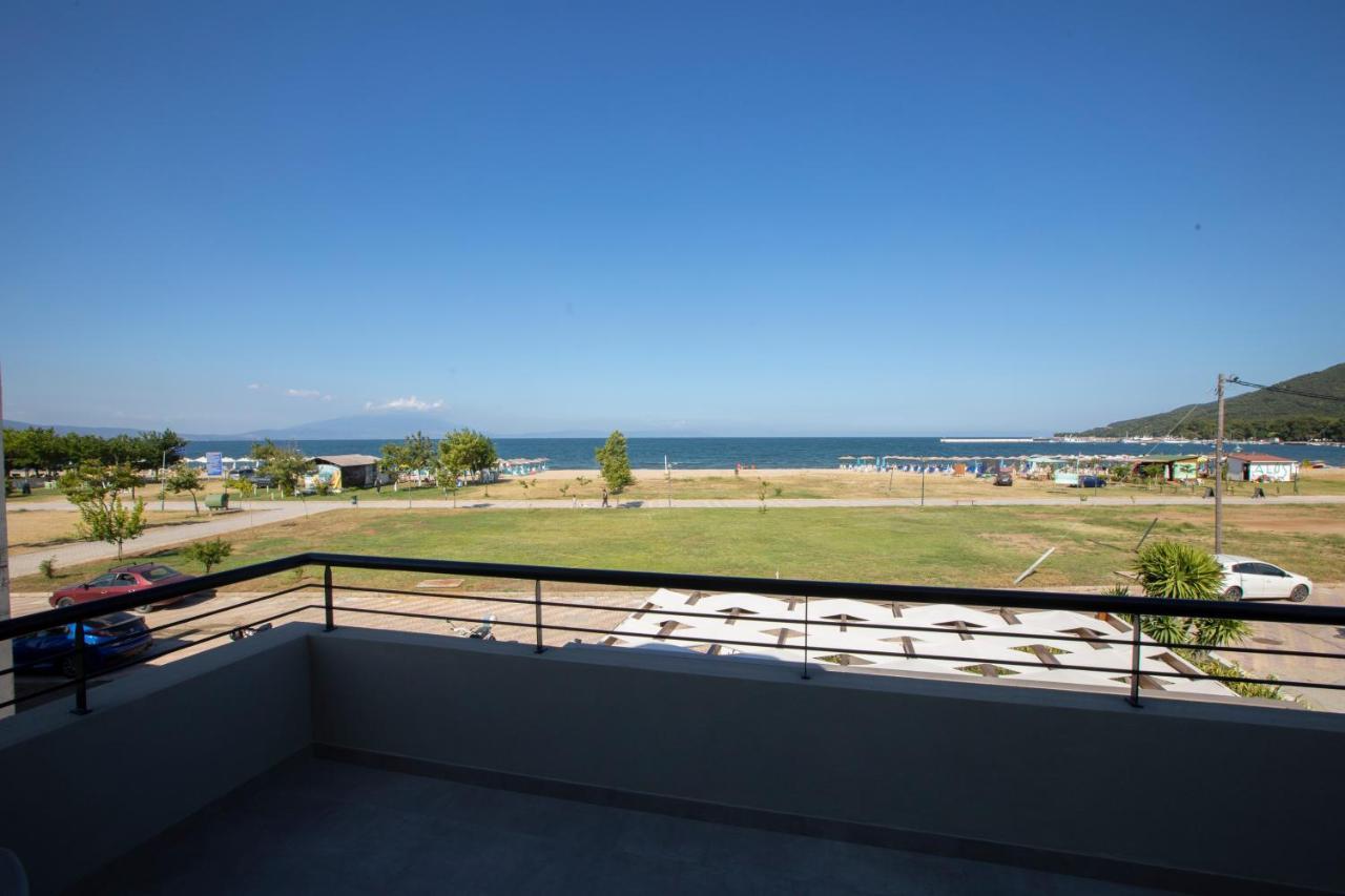 Allonda Seafront Experience Stavros  Exterior photo